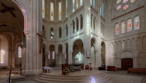 nouvel autel de la basilique