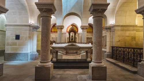 crypte et reliquaire